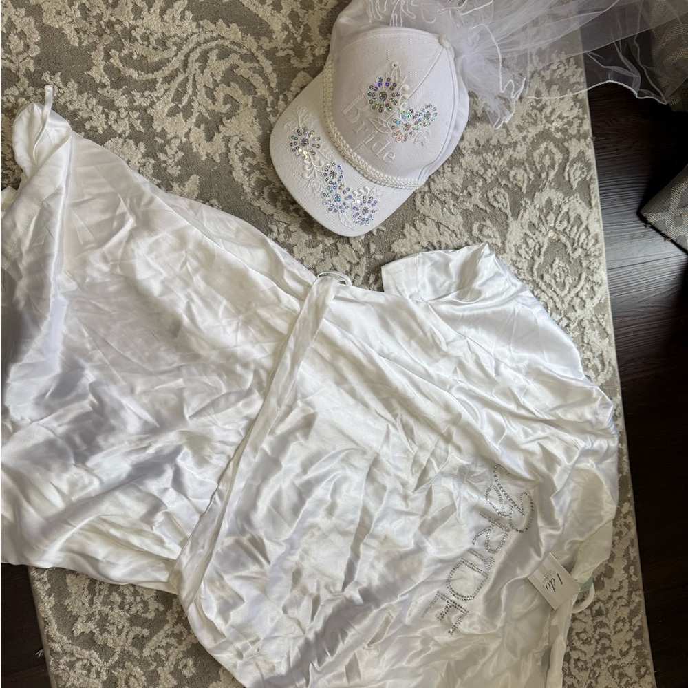 Elegant White Bridal Robe and Cap Set